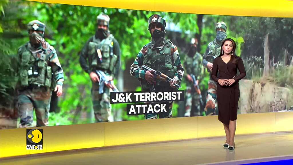 Gulmarg Terror Attack: Indian Security Forces Launch Combing Operation Along LoC