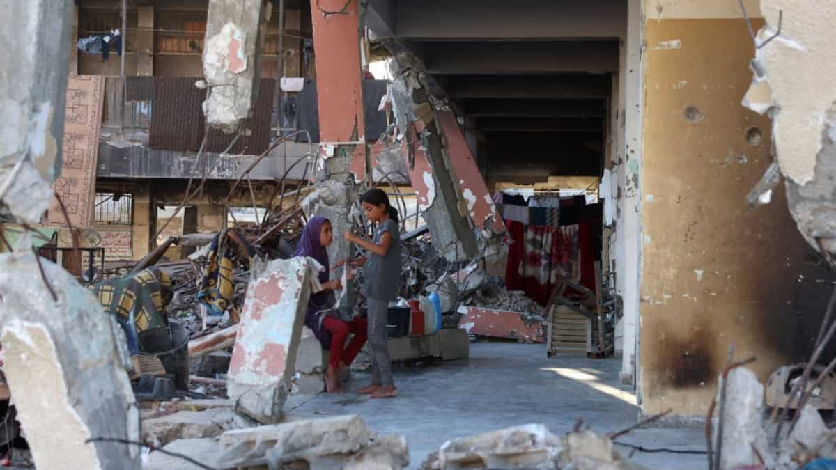 Gaza defence agency reports 20 killed in Israeli strikes on Khan Yunis