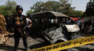 Pakistan: Eight dead in suicide bombing in western town of Mir Ali