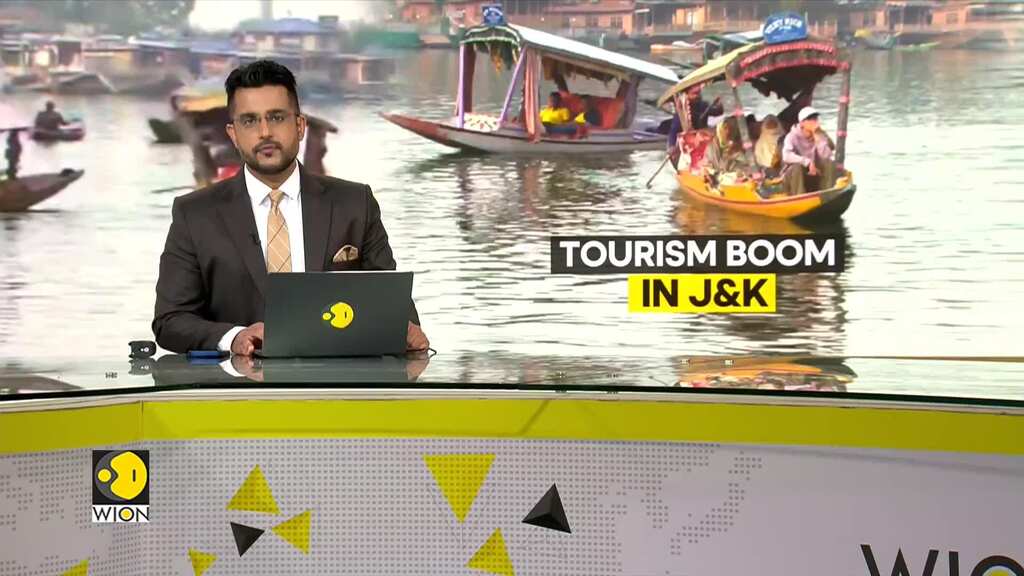 Jammu-Kashmir: Spike In Tourists Amid Festive Season