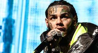 Rapper Tekashi 6ix9ine arrested in New York