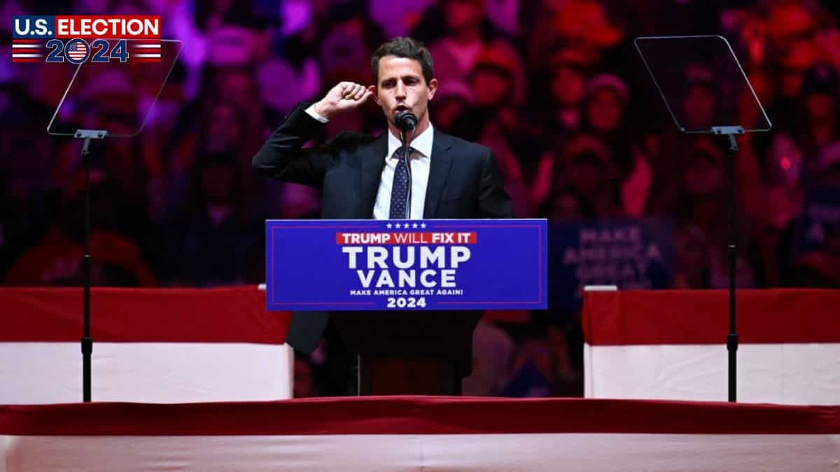 Who is Tony Hinchcliffe? The comedian who sent US election into 'garbage' Who is Tony Hinchcliffe? The comedian who sent US election into 'garbage'