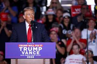 Trump stokes migration fears in Nevada, says US is 'occupied'