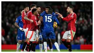 Manchester United off to worst Premier League start following 1-1 draw vs Chelsea