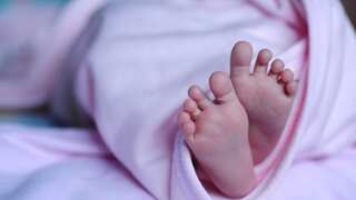 US police arrest woman for selling newborn baby on Facebook for just $150