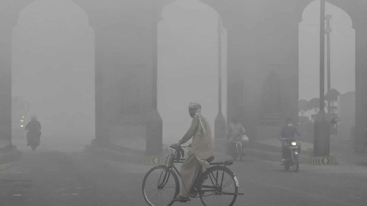 Pakistan's cities record highest AQI, triggering anxiety and anguish
