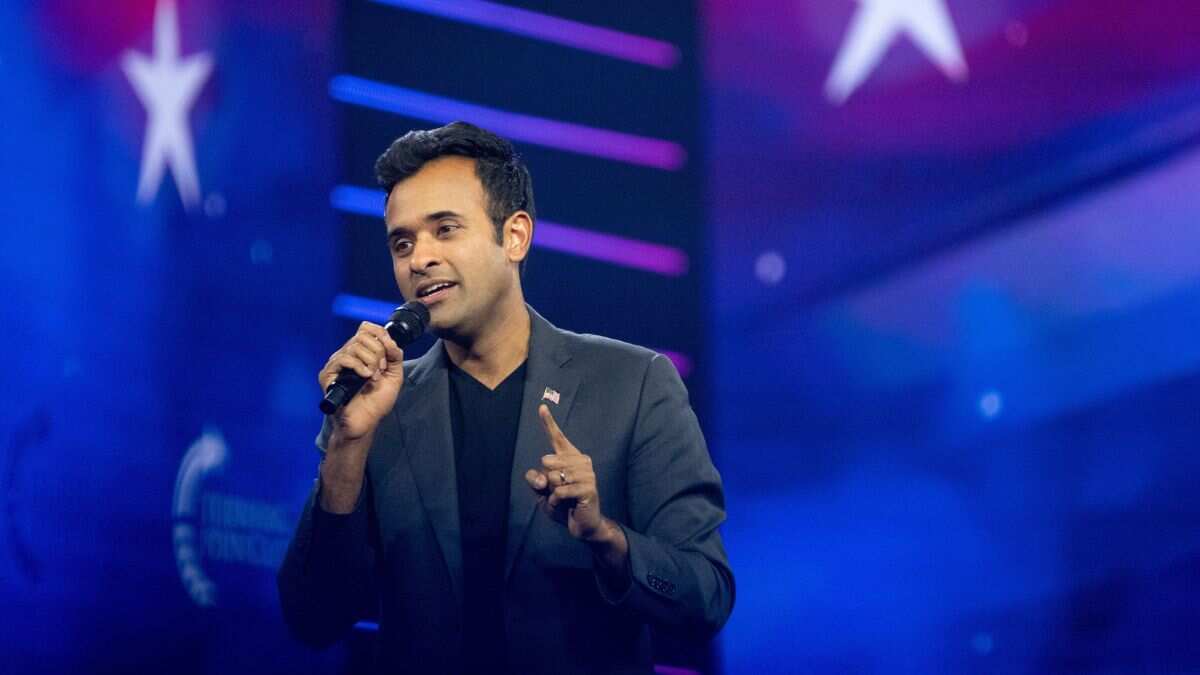 Indian-American Vivek Ramaswamy supports Trump's mass deportation plan, says immigration system 'broken' Indian-American Vivek Ramaswamy supports Trump's mass deportation plan, says immigration system 'broken'