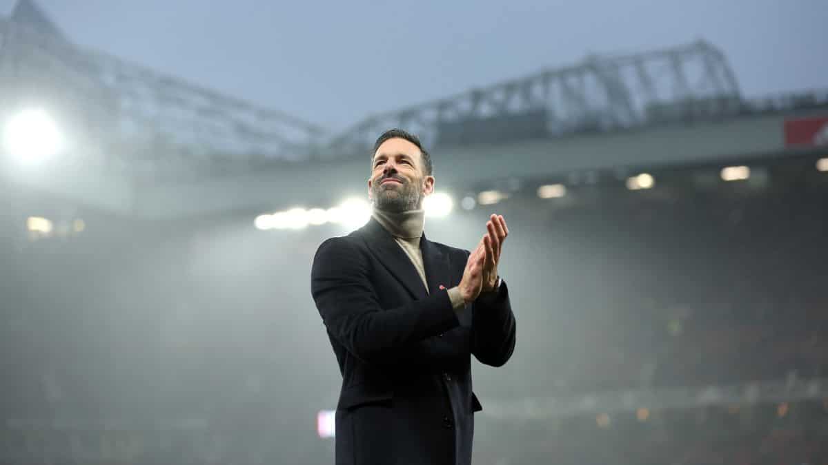 Ruud van Nistelrooy leaves Manchester United after Ruben Amorim joins as new manager Ruud van Nistelrooy leaves Manchester United after Ruben Amorim joins as new manager