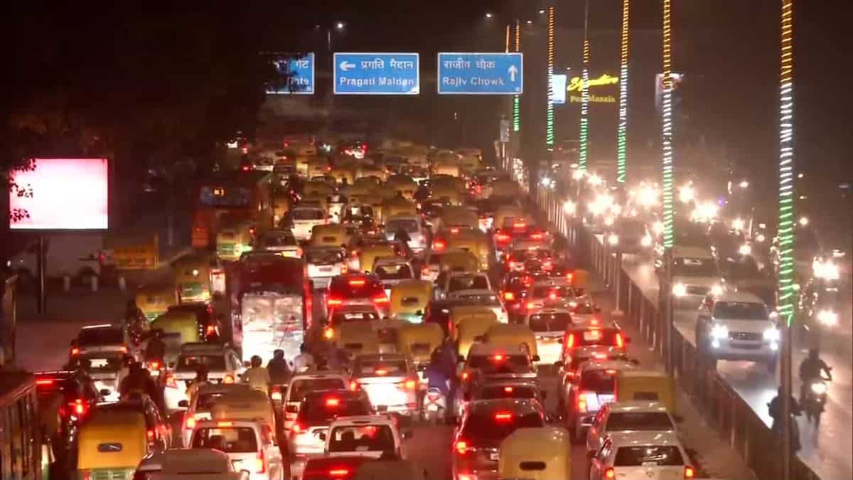 Delhiites brace for traffic chaos as 450k weddings to be held in 3 weeks Delhiites brace for traffic chaos as 450k weddings to be held in 3 weeks