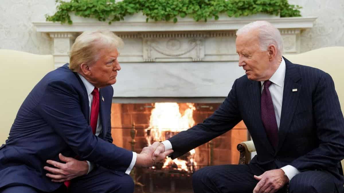 'Looking forward to smooth transition,' Trump, Biden hold historic meet at White House