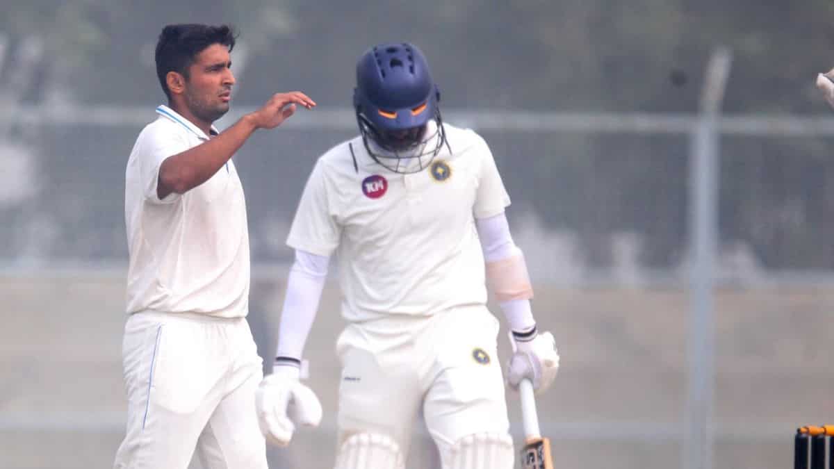 Anshul Kamboj picks 10 wickets in an innings in Ranji Trophy, breaks 39-year-old record - WATCH