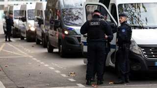 Nations League: 40 arrests made at tense France-Israel game in Paris