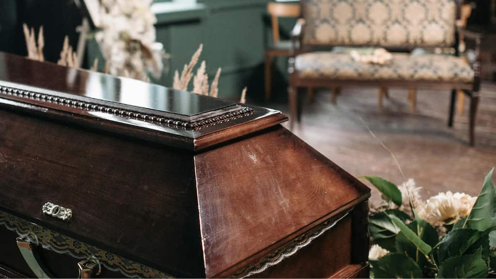 Lie in a coffin, reflect on life: Funeral home offers morbid experience in Japan