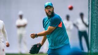 Australia allow Daniel Vettori to miss Perth Test coaching duties for IPL 2025 mega auction