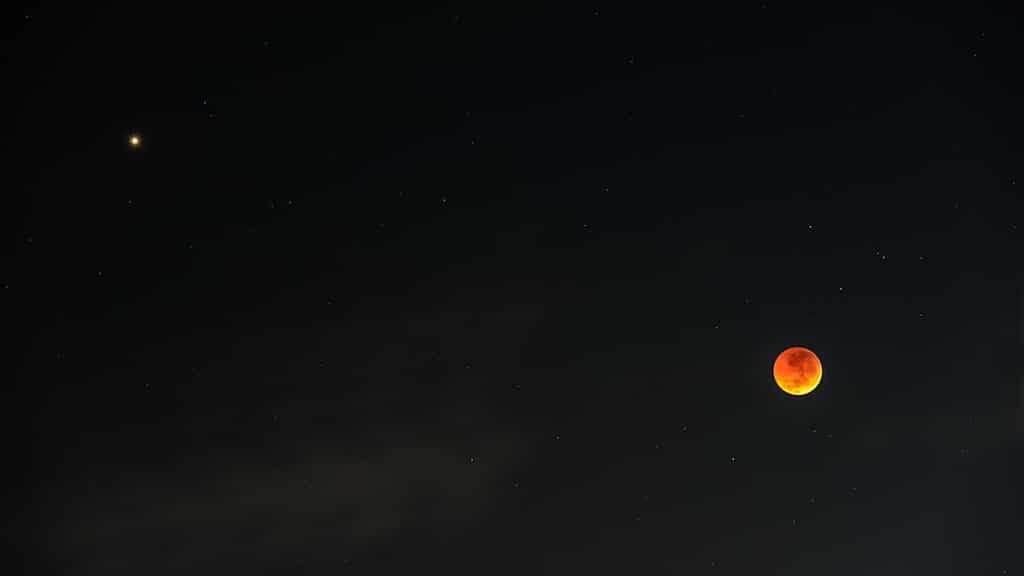 Mars-Moon alignment is here. Watch out for the 1,000-star Beehive Cluster also. Details
