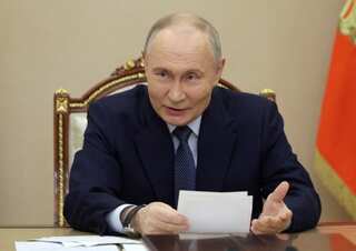 Putin vows to continue testing new Oreshnik missile in combat conditions