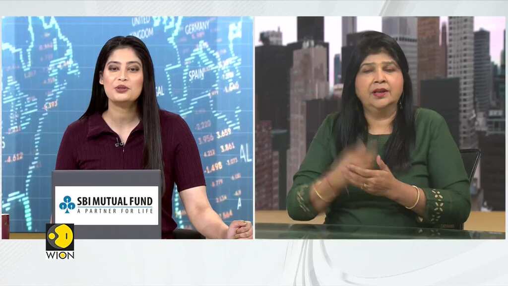 Friendly Labrador Aldo Calms Ecuadorean Kids At Dentist's Office