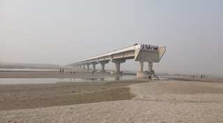 Car cruising down ‘bridge to nowhere’ plunges into river in UP, three dead