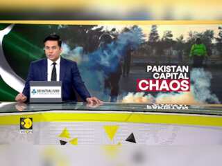 Pakistan: Imran Khan's Supporters Clash With Police as Rally Reaches D-Chowk