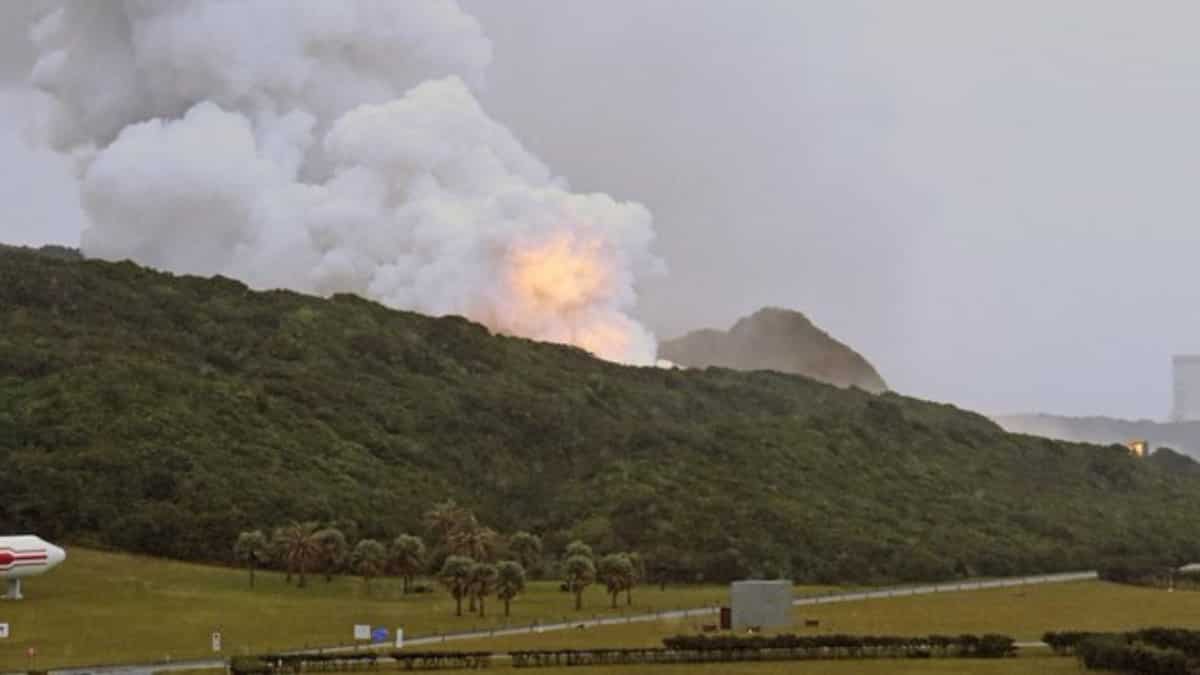 Watch: Massive fire breaks out at Japan rocket test site, launch suspended Watch: Massive fire breaks out at Japan rocket test site, launch suspended