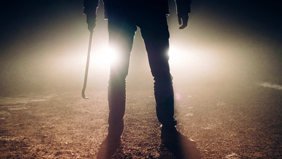 Lover kills girlfriend in Bengaluru, spends two days with corpse before taking off Lover kills girlfriend in Bengaluru, spends two days with corpse before taking off