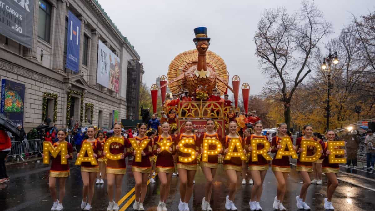 Anti-Israel protesters disrupt Macy’s Thanksgiving Day Parade in New York, 25 arrested