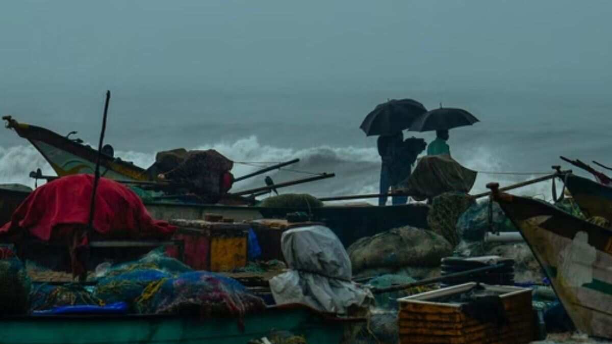 India: Cyclone Alert for North Tamil Nadu, Puducherry, South Andhra coasts