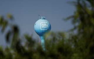 Trump's proposed 25% import tariffs loom large over US automotive sector