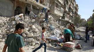 Rebel offensive and Russian strikes in Syria leave 412 dead - Top updates