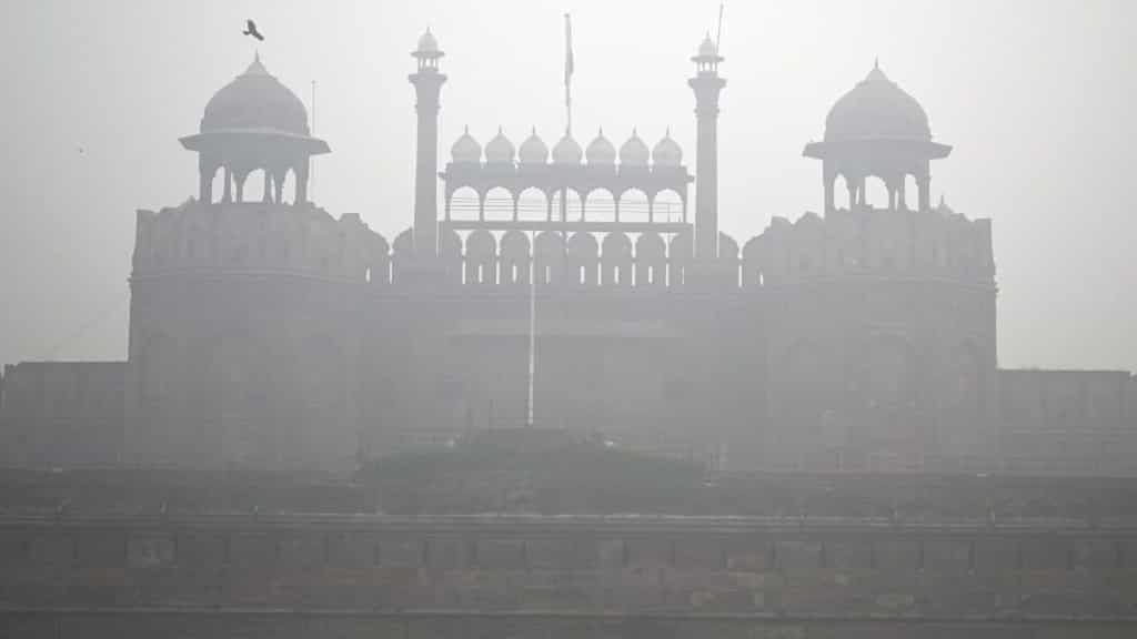 Delhi pollution: Even the best air Delhiites breathed in November was of 'very poor' category