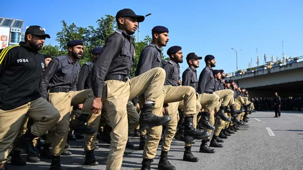 Pakistan: November deadliest for security forces with 68 casualties