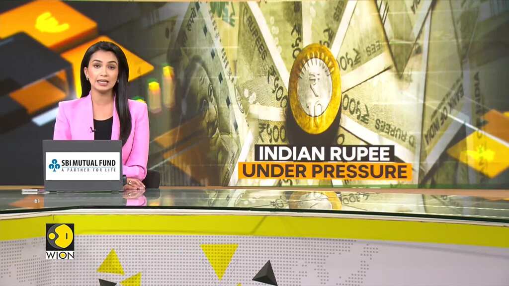 Rupee Falls To 84.70 As U.S. Dollar Strengthens, GDP Weakens