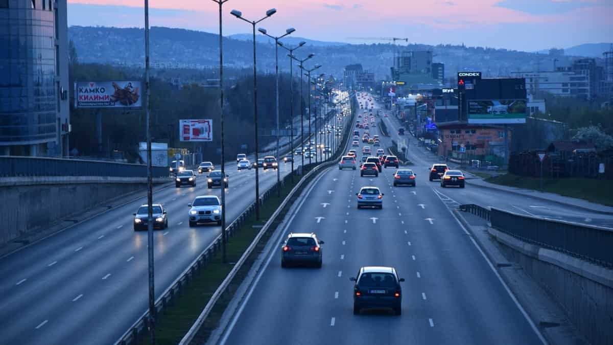 Man's 'slow driving' on Abu Dhabi-Dubai Highway burns hole in his pocket, results in eight fines
