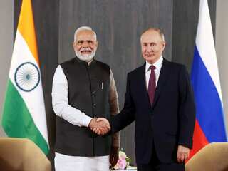 Putin heaps praise on PM Modi, expresses Russia's willingness to set up manufacturing operations in India