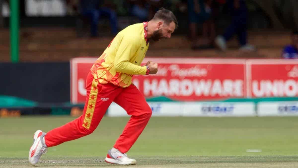4th T20I: Zimbabwe beat Pakistan in thriller for consolation win
