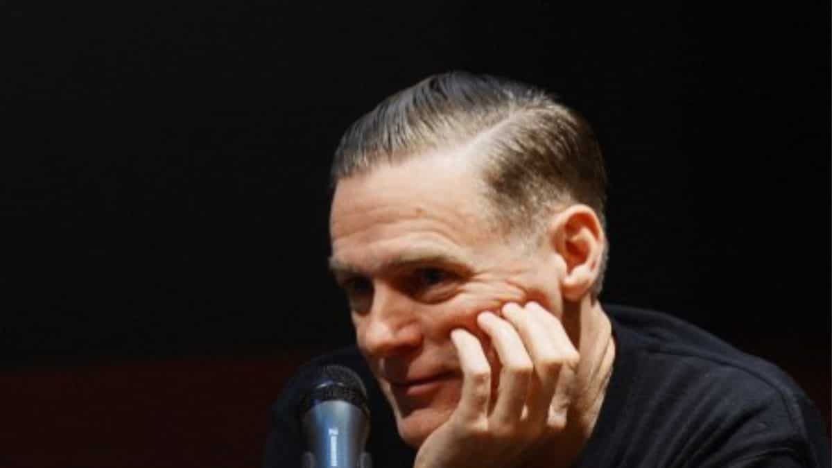 Bryan Adams joins hands with painting chimps for his latest masterpieces