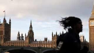Storm Darragh hits England, people urged to stay home