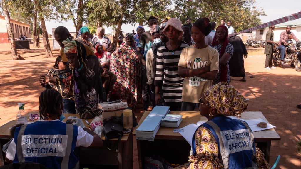 Ghana goes to polls to choose new president amid struggling economy