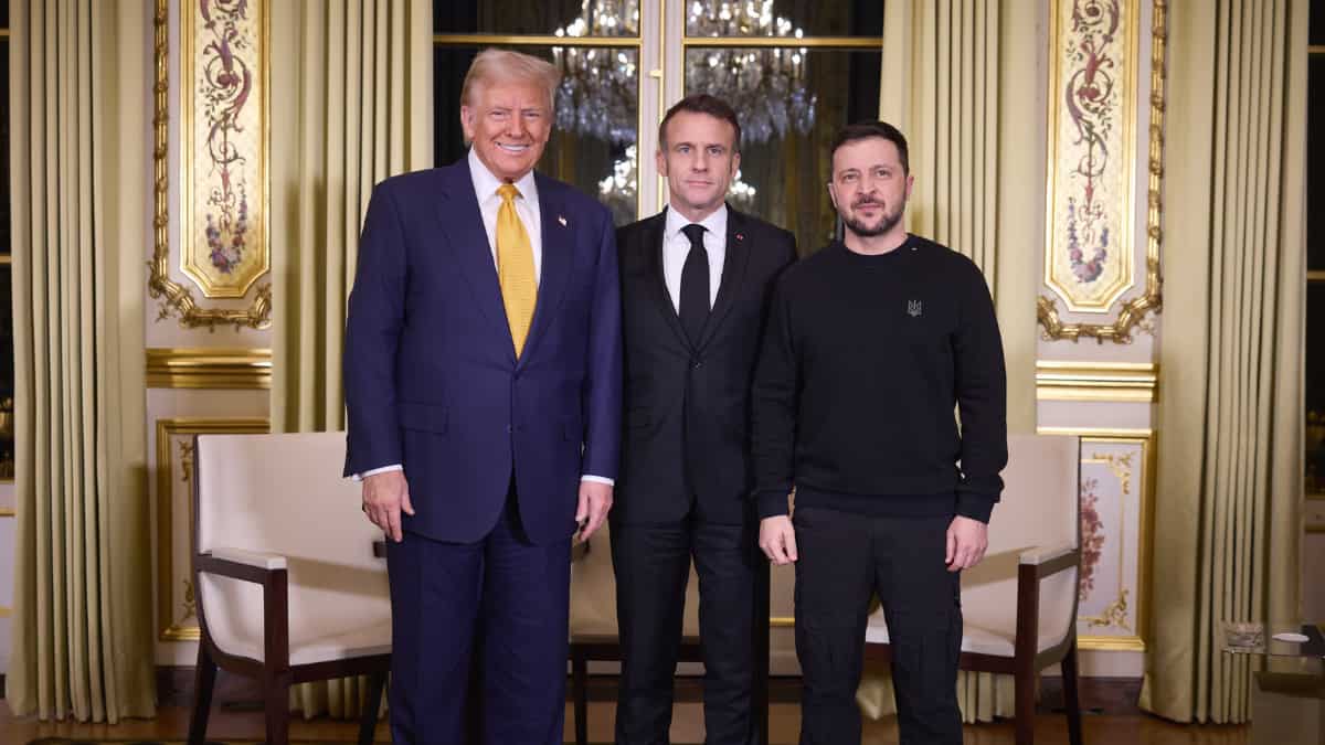 'Zelensky, wear a suit': Ukrainian president meets Trump in sweatshirt and boots, faces backlash