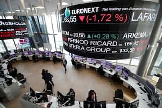 French stock pain set to continue after worst year since 2010