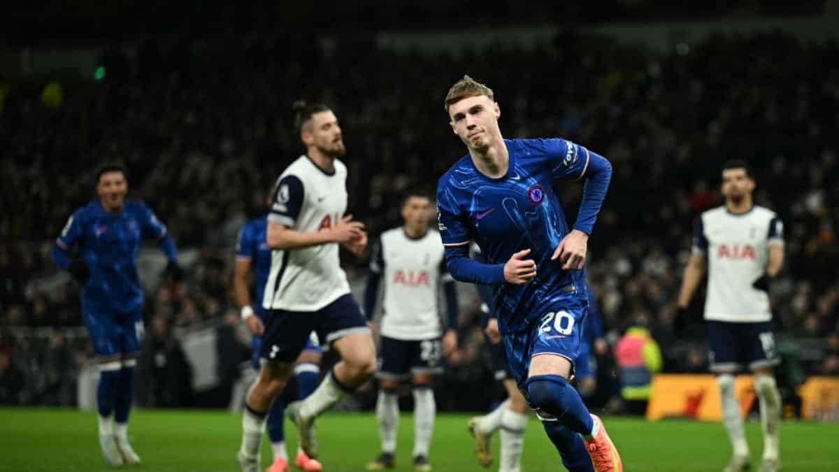 PL: Chelsea climbs to 2nd spot after beating Spurs in seven-goal thriller; Arsenal drops points vs Fulham PL: Chelsea climbs to 2nd spot after beating Spurs in seven-goal thriller; Arsenal drops points vs Fulham