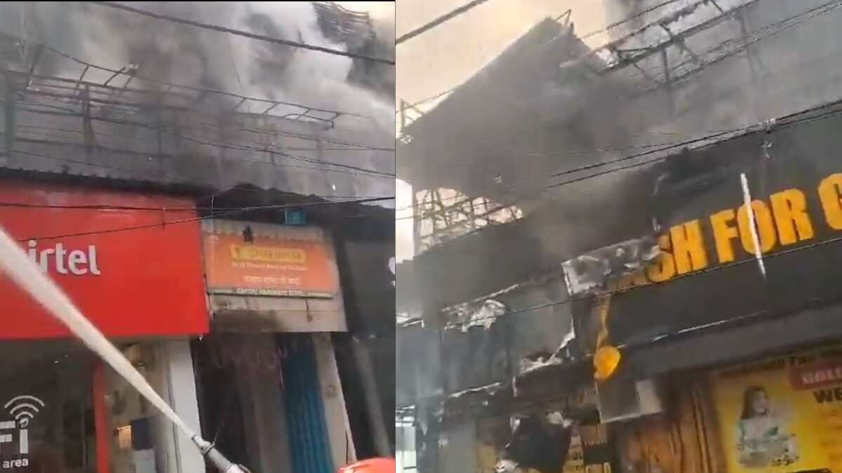 India: Massive fire erupts at restaurant in West Delhi's Rajouri Garden | Video India: Massive fire erupts at restaurant in West Delhi's Rajouri Garden | Video