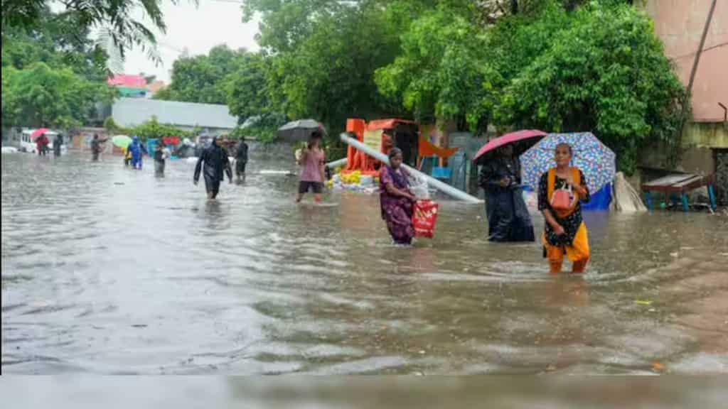 Weather system in Bay of Bengal, rainfall warning for 17 districts of Tamil Nadu