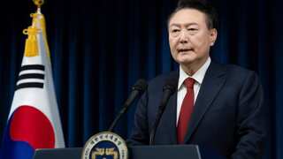 South Korean president fails to show up before corruption watchdog over martial law fiasco