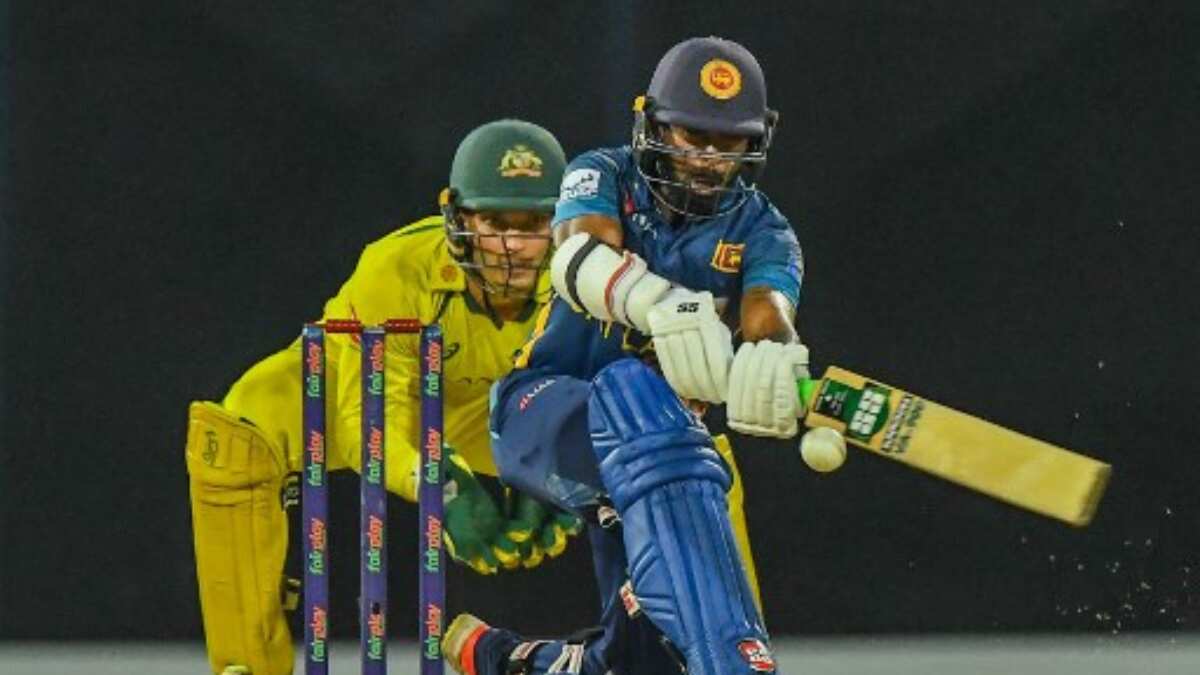 Cricket Sri Lanka lifts Niroshan Dickwella's three-year ban for doping, cleared to play for national side