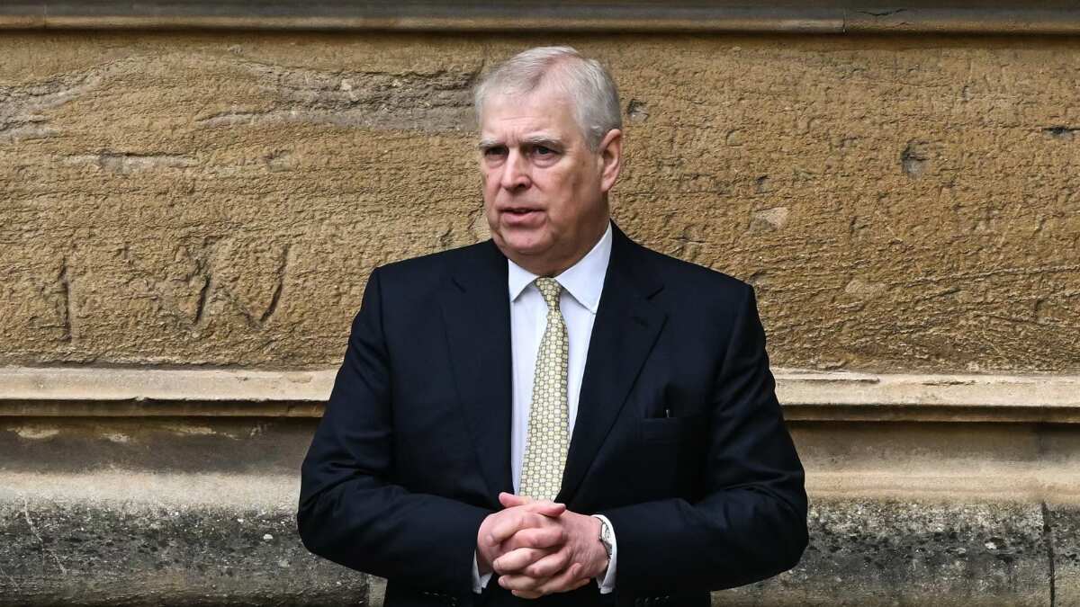 Prince Andrew invited 'Chinese spy' to Buckingham Palace: Report Prince Andrew invited 'Chinese spy' to Buckingham Palace: Report
