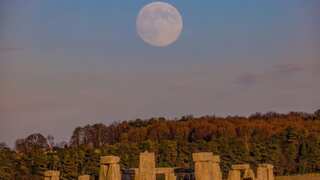 Skygazers get a rare cosmic treat as 'Cold Moon' shines after 19 years