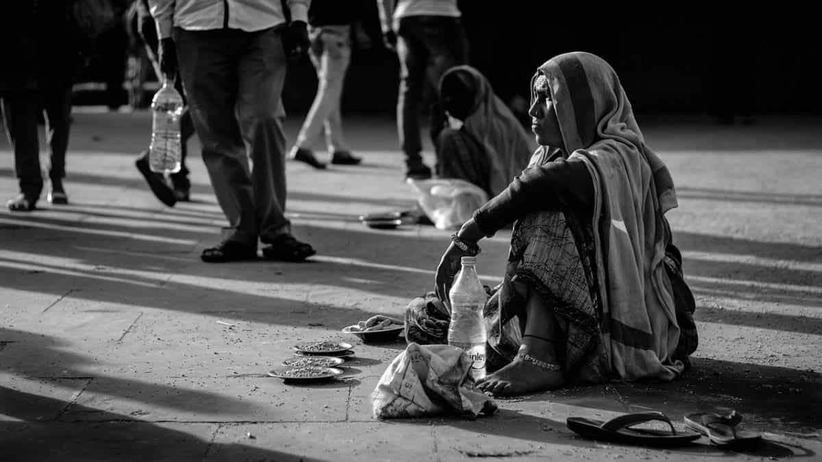 Giving alms in Madhya Pradesh's Indore could land you in jail from January 1 Giving alms in Madhya Pradesh's Indore could land you in jail from January 1