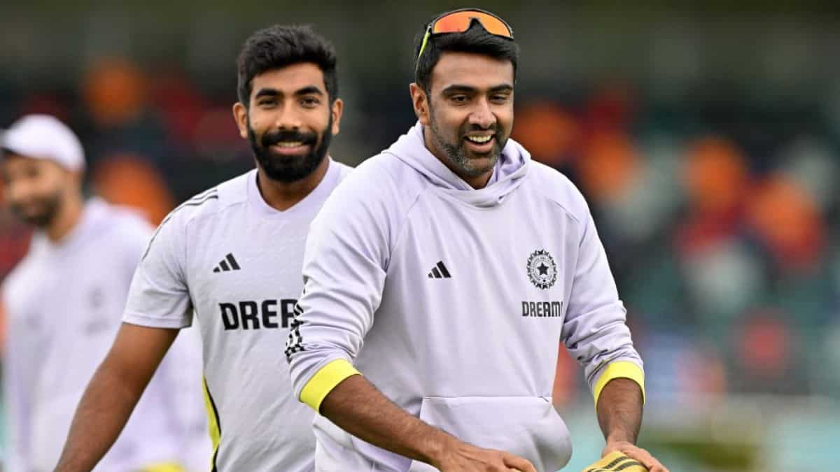 BGT: Hugs, emotional sendoffs and whatnot – Ravi Ashwin’s final moments as Indian cricketer BGT: Hugs, emotional sendoffs and whatnot – Ravi Ashwin’s final moments as Indian cricketer
