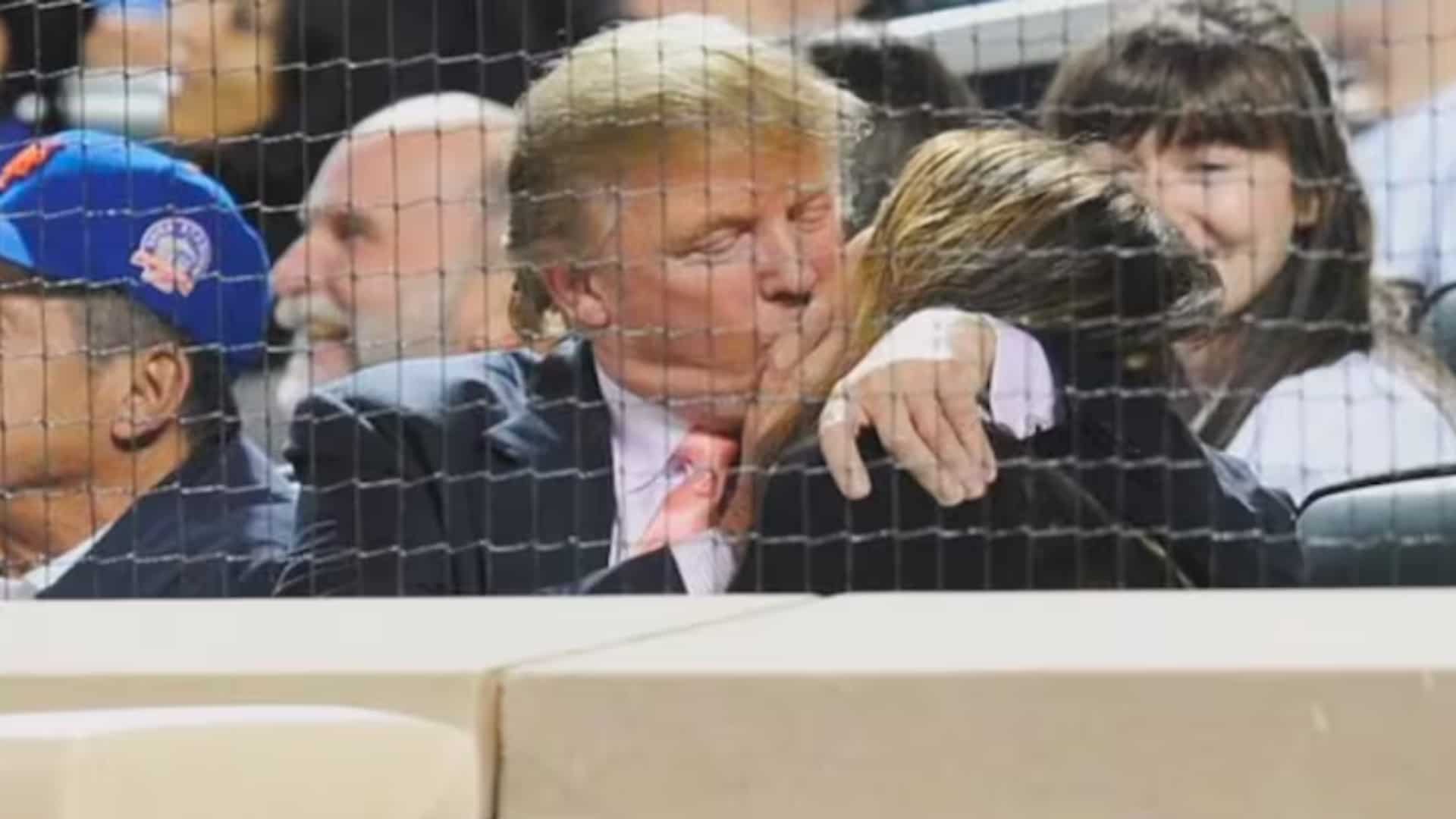 'THAT is how to handle the kiss cam kiss,' Donald and Melania Trump’s stadium kiss goes viral 'THAT is how to handle the kiss cam kiss,' Donald and Melania Trump’s stadium kiss goes viral